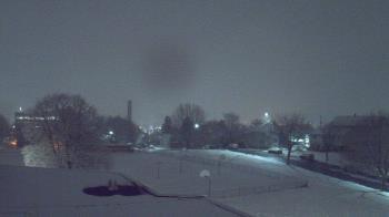 Weather camera view of Heights Murray ES.