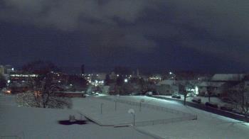 Weather camera view of Heights Murray ES.