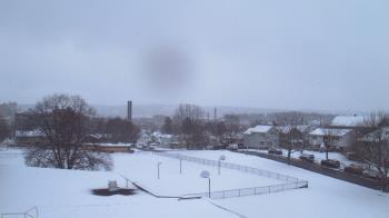 Weather camera view of Heights Murray ES.
