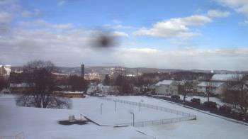 Weather camera view of Heights Murray ES.