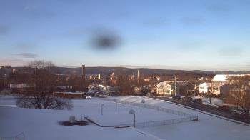 Weather camera view of Heights Murray ES.