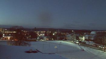 Weather camera view of Heights Murray ES.