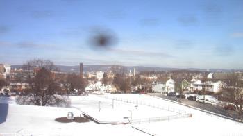 Weather camera view of Heights Murray ES.