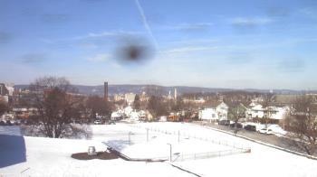 Weather camera view of Heights Murray ES.