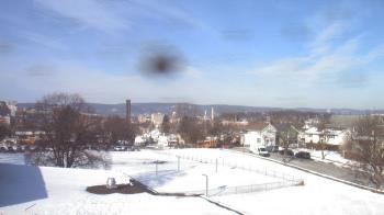Weather camera view of Heights Murray ES.