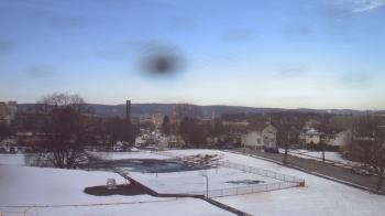 Weather camera view of Heights Murray ES.