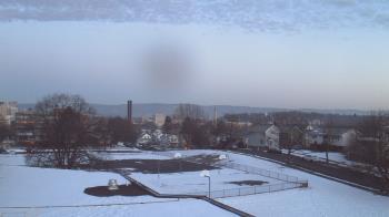 Weather camera view of Heights Murray ES.