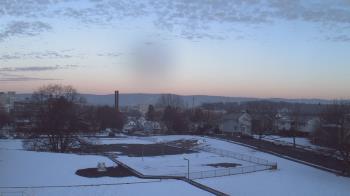 Weather camera view of Heights Murray ES.