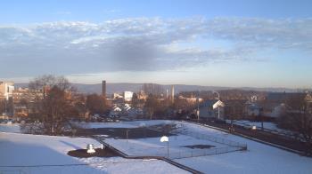 Weather camera view of Heights Murray ES.