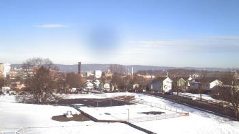 Weather camera view of Heights Murray ES.