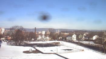 Weather camera view of Heights Murray ES.