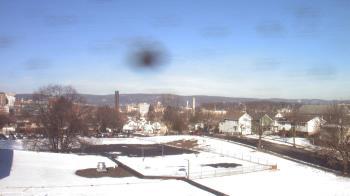 Weather camera view of Heights Murray ES.