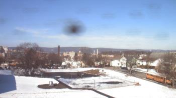 Weather camera view of Heights Murray ES.