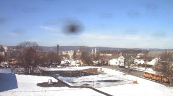 Weather camera view of Heights Murray ES.