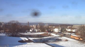 Weather camera view of Heights Murray ES.
