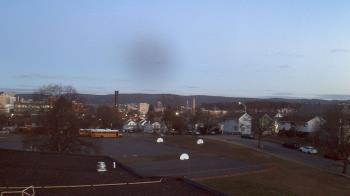 Weather camera view of Heights Murray ES.