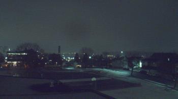 Weather camera view of Heights Murray ES.
