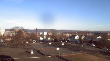 Weather camera view of Heights Murray ES.