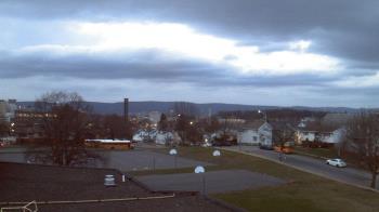 Weather camera view of Heights Murray ES.