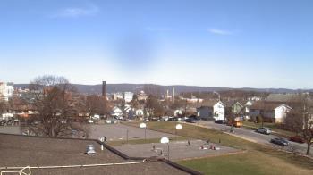 Weather camera view of Heights Murray ES.