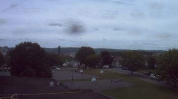 Weather camera view of Heights Murray ES.