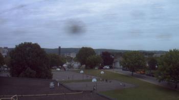Weather camera view of Heights Murray ES.