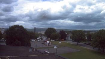 Weather camera view of Heights Murray ES.