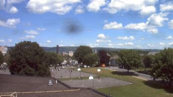 Weather camera view of Heights Murray ES.