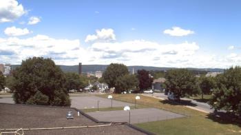 Weather camera view of Heights Murray ES.