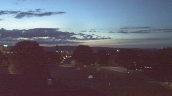 Weather camera view of Heights Murray ES.