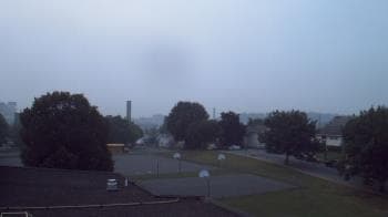 Weather camera view of Heights Murray ES.