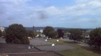 Weather camera view of Heights Murray ES.