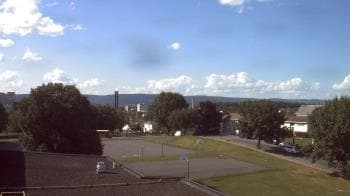 Weather camera view of Heights Murray ES.