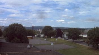 Weather camera view of Heights Murray ES.