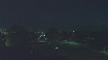 Weather camera view of Heights Murray ES.