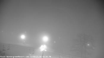 Weather camera view of Wintergreen Mtn. at 3600 ft. elev..