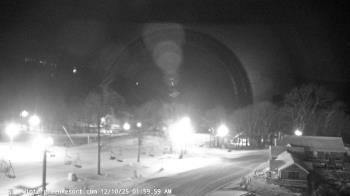 Weather camera view of Wintergreen Mtn. at 3600 ft. elev..