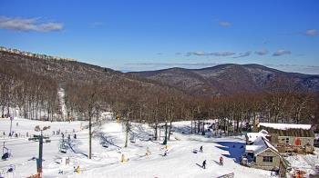 Weather camera view of Wintergreen Mtn. at 3600 ft. elev..