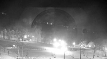 Weather camera view of Wintergreen Mtn. at 3600 ft. elev..