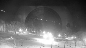 Weather camera view of Wintergreen Mtn. at 3600 ft. elev..