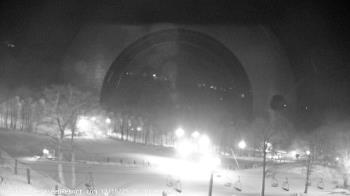 Weather camera view of Wintergreen Mtn. at 3600 ft. elev..