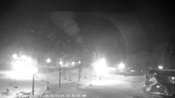 Weather camera view of Wintergreen Mtn. at 3600 ft. elev..