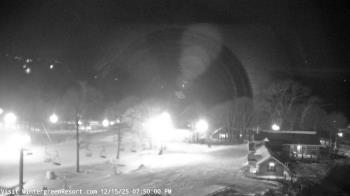 Weather camera view of Wintergreen Mtn. at 3600 ft. elev..