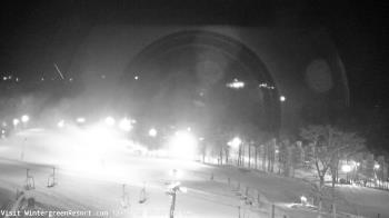 Weather camera view of Wintergreen Mtn. at 3600 ft. elev..