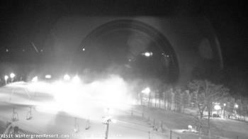 Weather camera view of Wintergreen Mtn. at 3600 ft. elev..