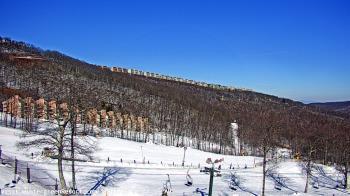 Weather camera view of Wintergreen Mtn. at 3600 ft. elev..