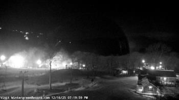 Weather camera view of Wintergreen Mtn. at 3600 ft. elev..