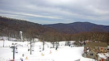 Weather camera view of Wintergreen Mtn. at 3600 ft. elev..