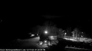 Weather camera view of Wintergreen Mtn. at 3600 ft. elev..