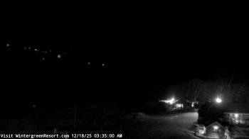 Weather camera view of Wintergreen Mtn. at 3600 ft. elev..